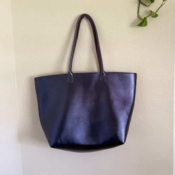 Bath & Body Works Navy Blue Tote - Picture 1 of 4